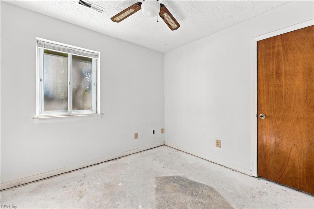 1709 Placid Ct Property Photo 17