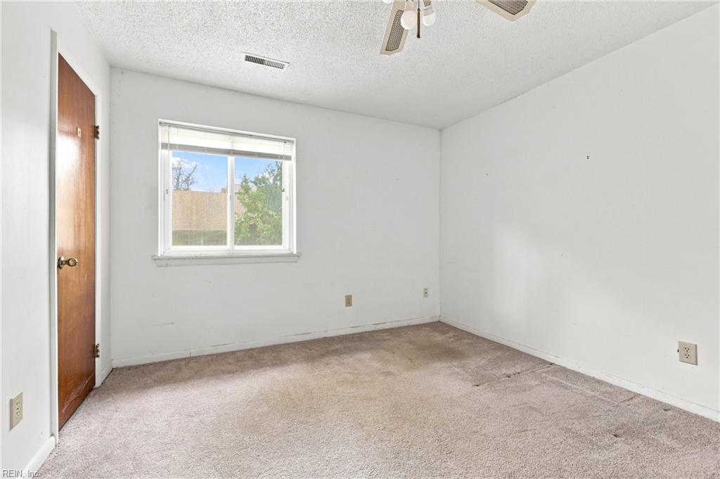 1709 Placid Ct Property Photo 20