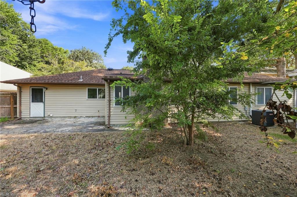 1709 Placid Ct Property Photo 24