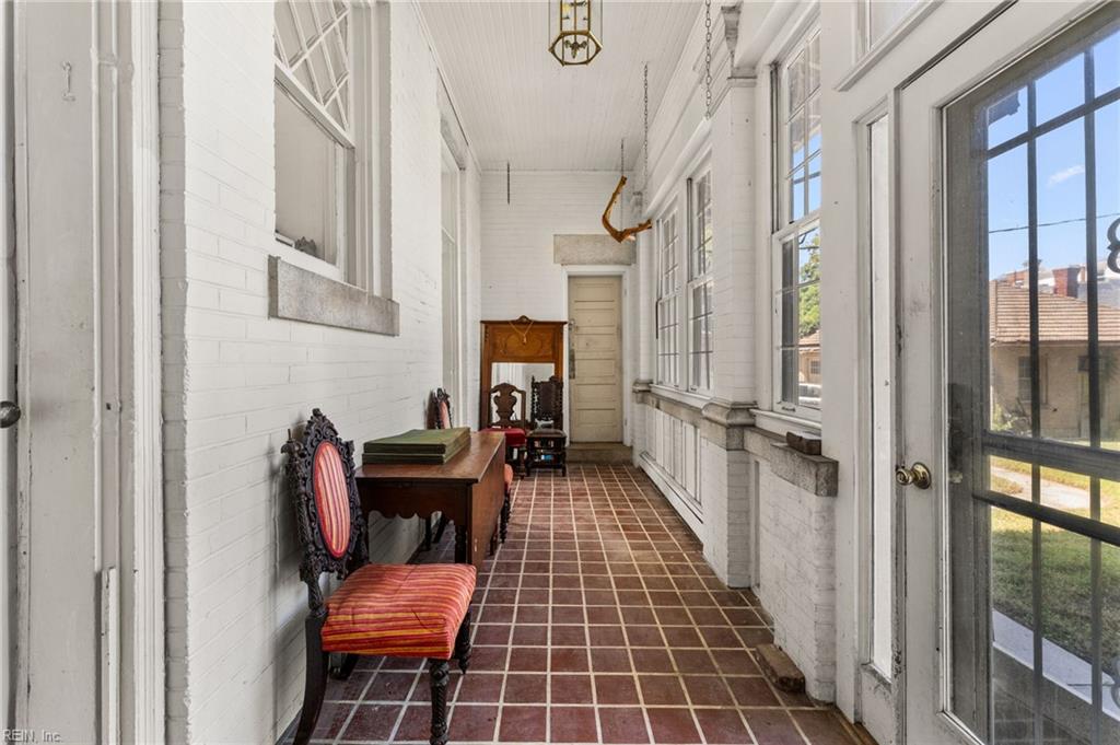 801 Stockley Gdns Property Photo 16