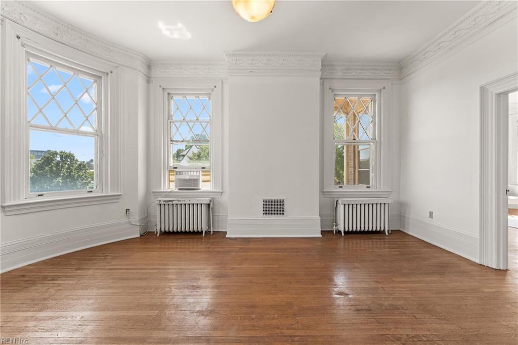 801 Stockley Gdns Property Photo 32