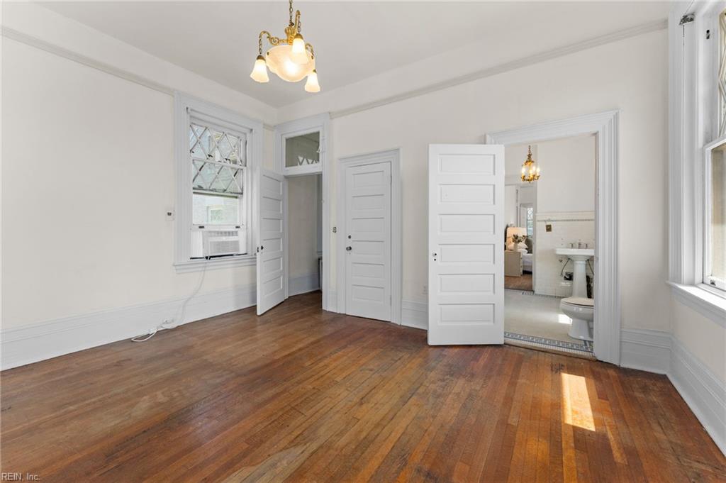 801 Stockley Gdns Property Photo 38