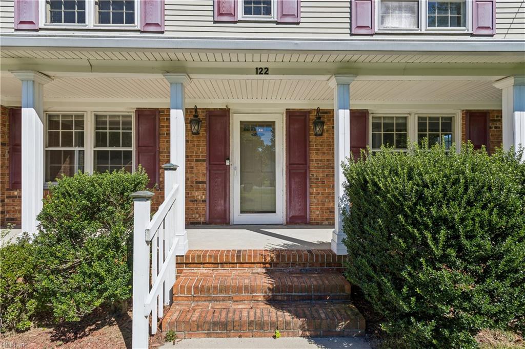 122 Tabb Ln Property Photo 3