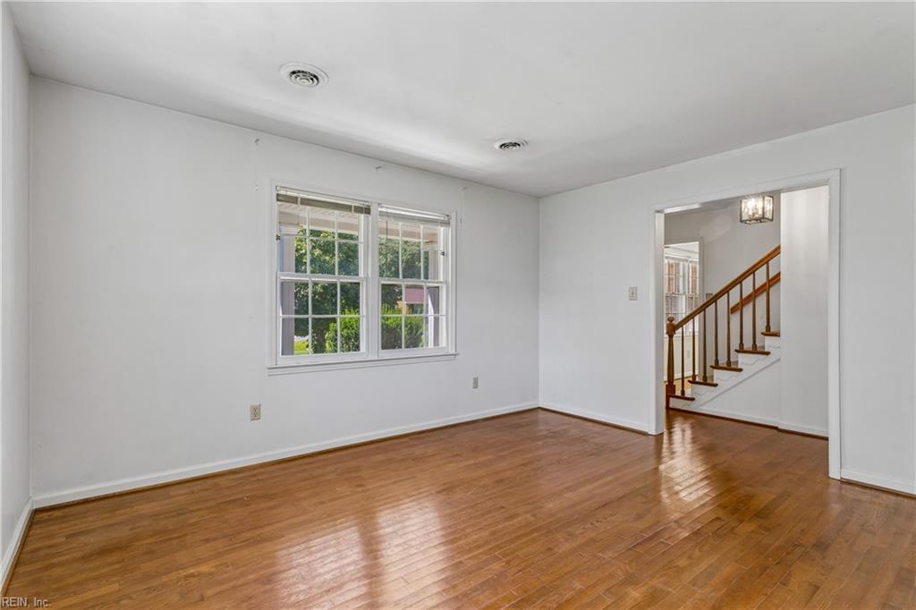 122 Tabb Ln Property Photo 8
