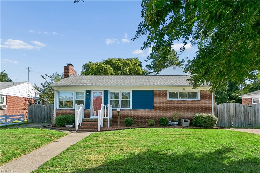 12 Markham DR