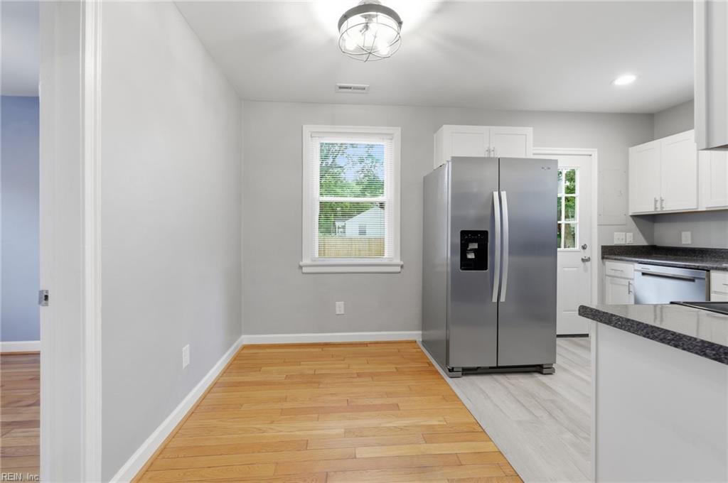 683 Ellen Rd Property Photo 11