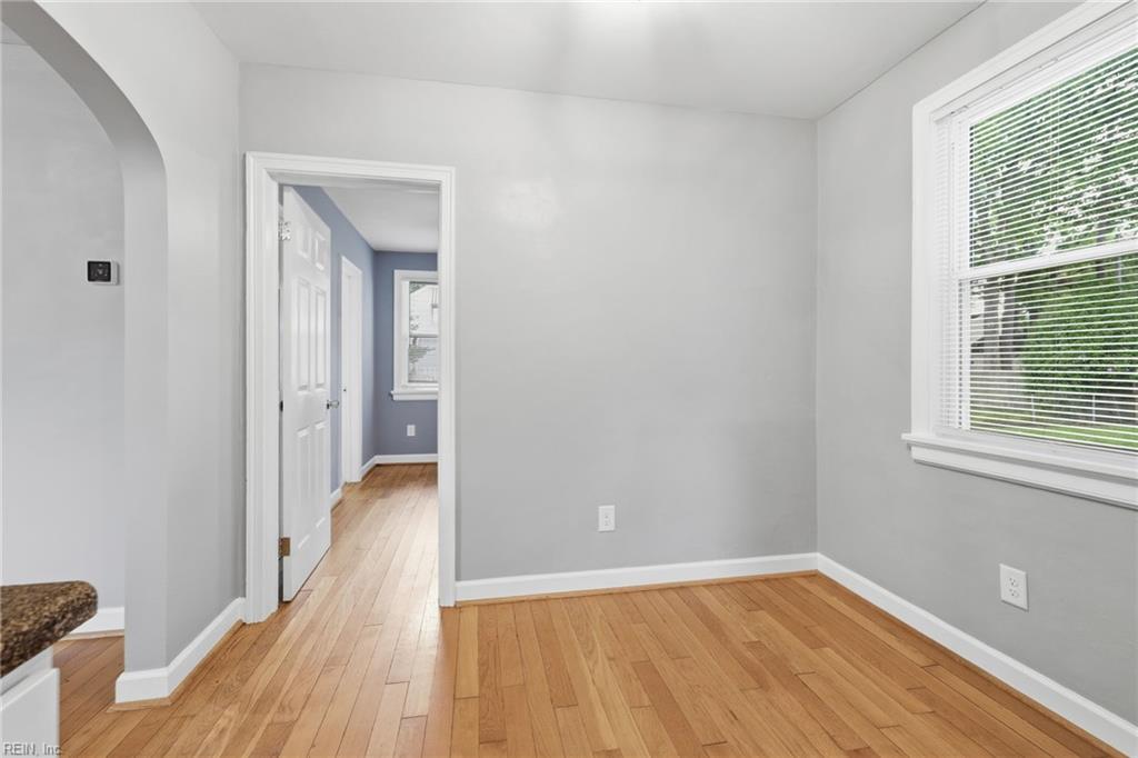 683 Ellen Rd Property Photo 17