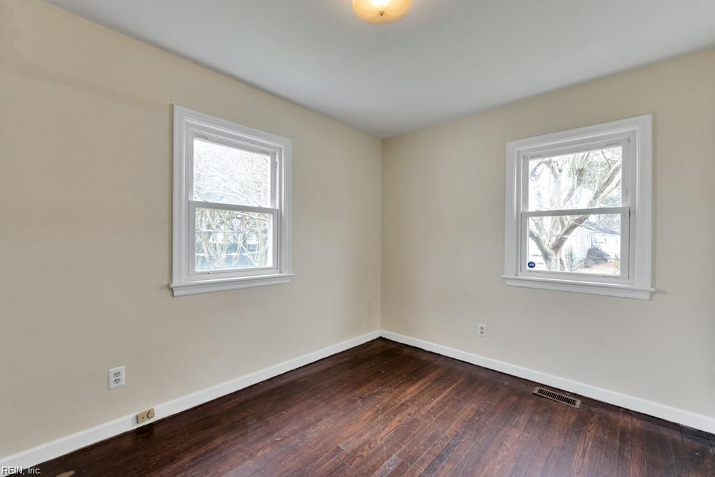 3529 Thurston St Property Photo 11