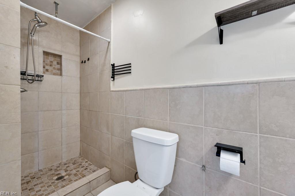 3529 Thurston St Property Photo 13