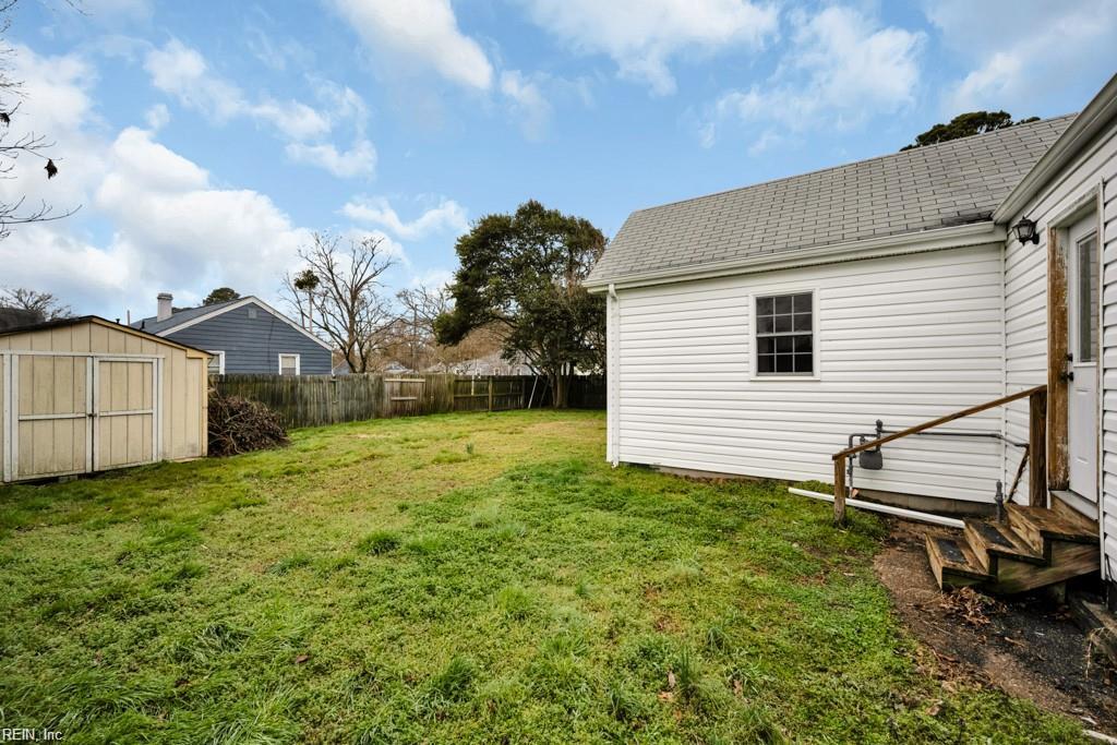 3529 Thurston St Property Photo 26