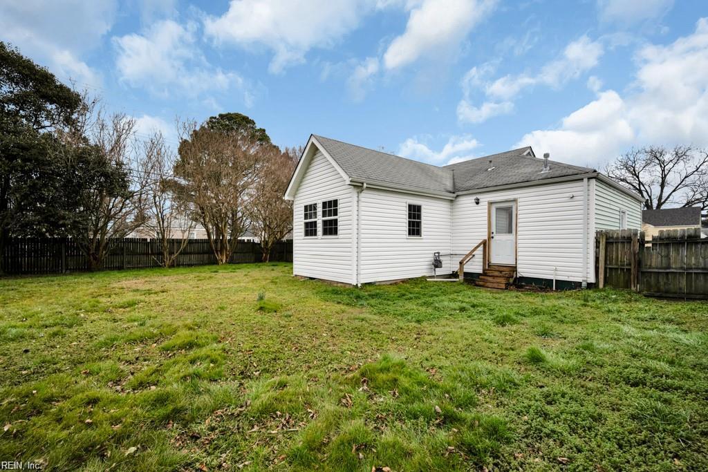3529 Thurston St Property Photo 28