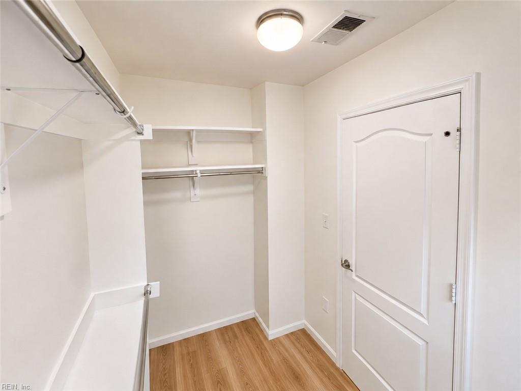 313 Holyoke Ln Property Photo 14