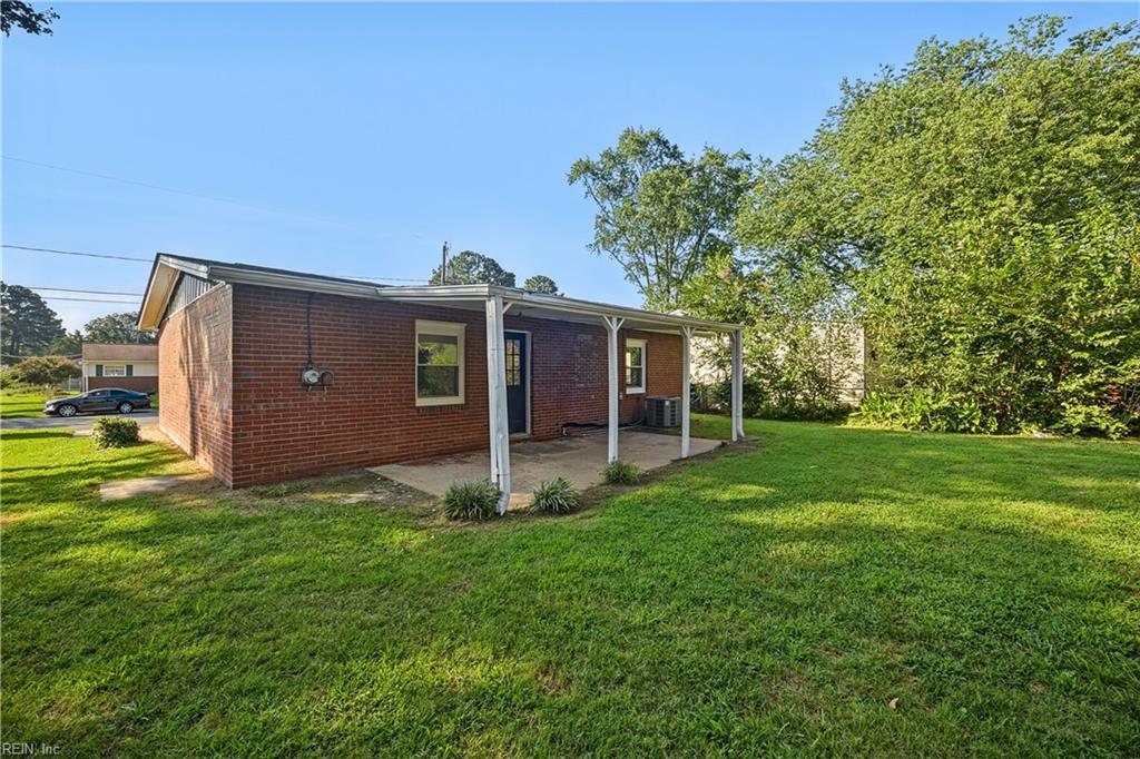 121 Phillips Ln Property Photo 22