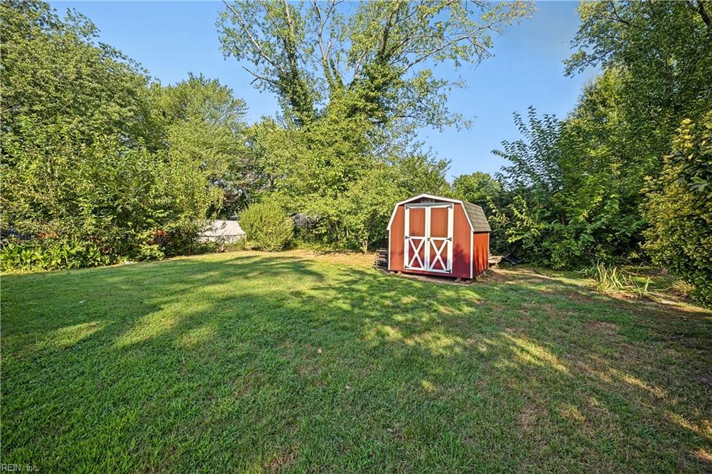 121 Phillips Ln Property Photo 25