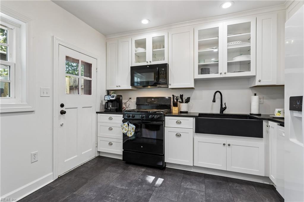 48 Hopkins St Property Photo 16
