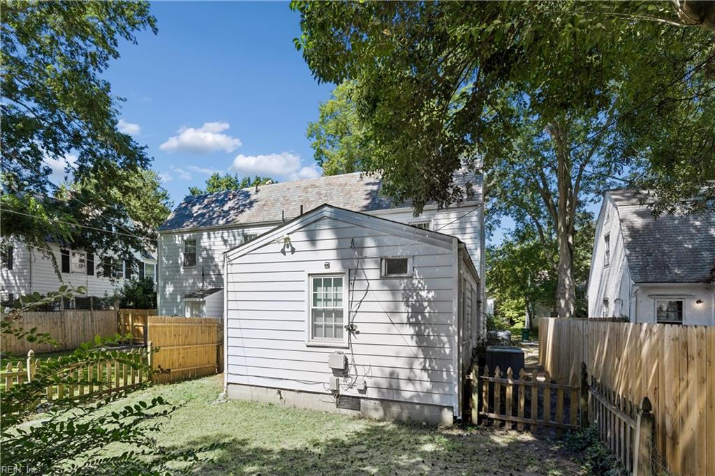 48 Hopkins St Property Photo 44
