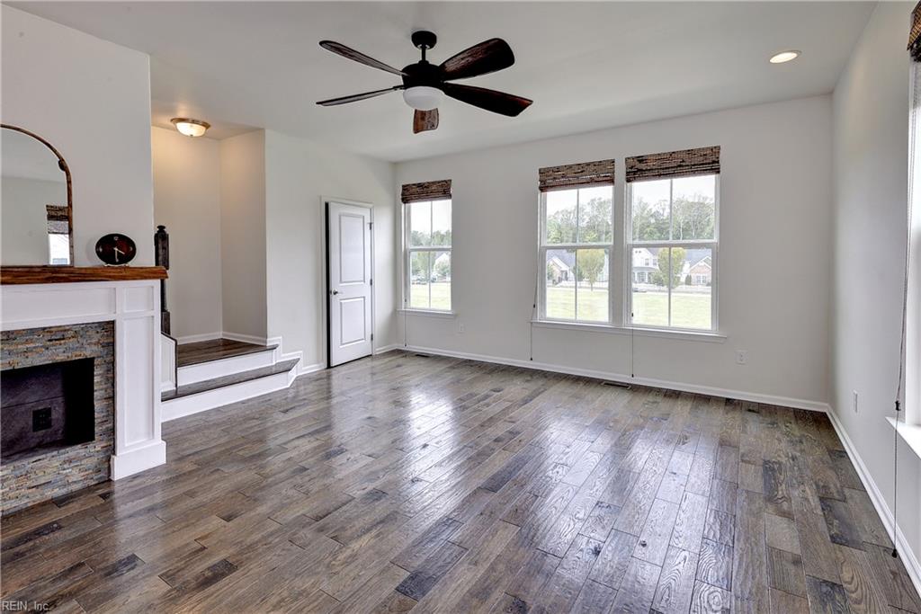 7524 Tealight Way Property Photo 12