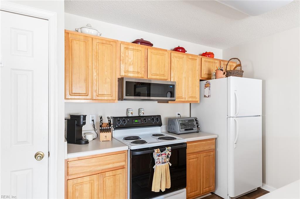 2104 Westgate Cir Property Photo 18
