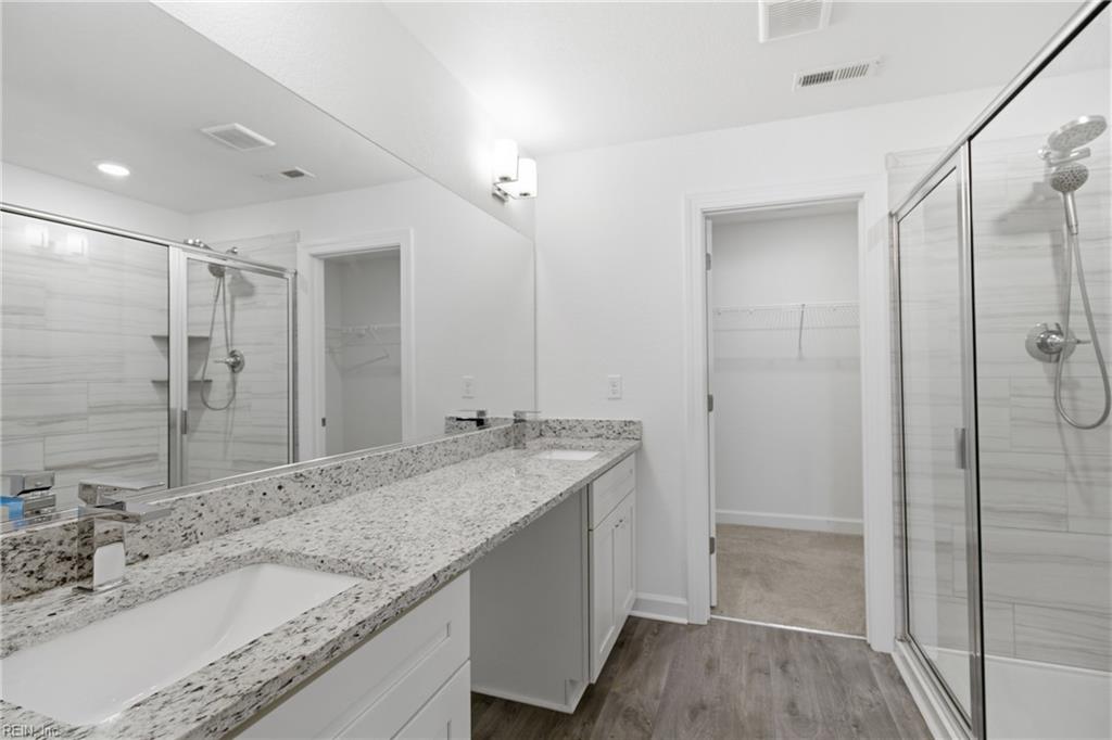 2429 Fieldsway Dr Property Photo 24