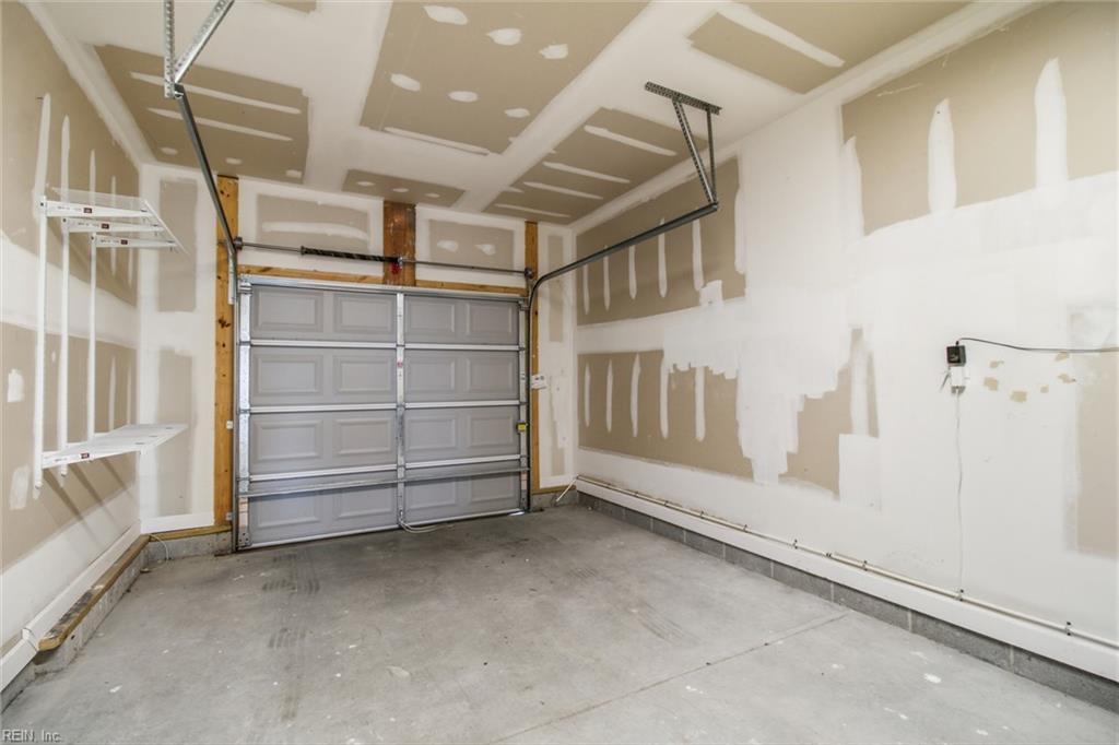 2429 Fieldsway Dr Property Photo 36