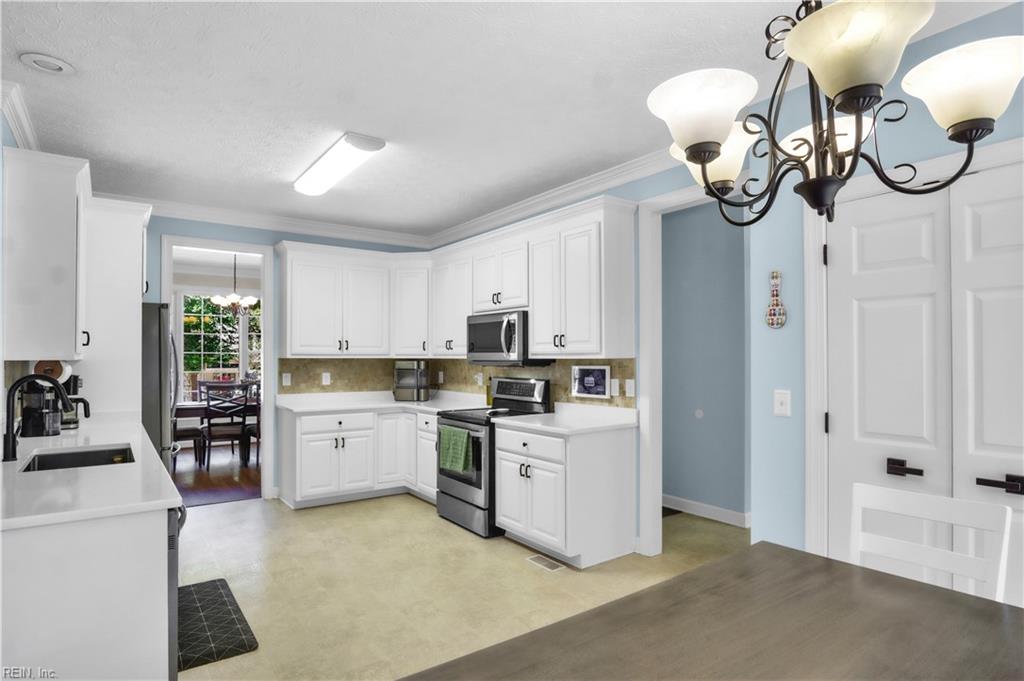 6232 N Mayfair Cir Property Photo 5