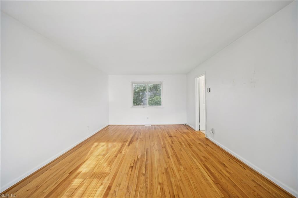 2205 Hilton Ct Property Photo 8
