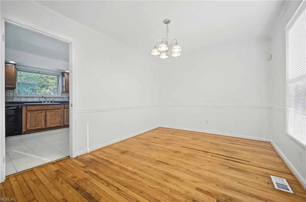 2205 Hilton Ct Property Photo 9