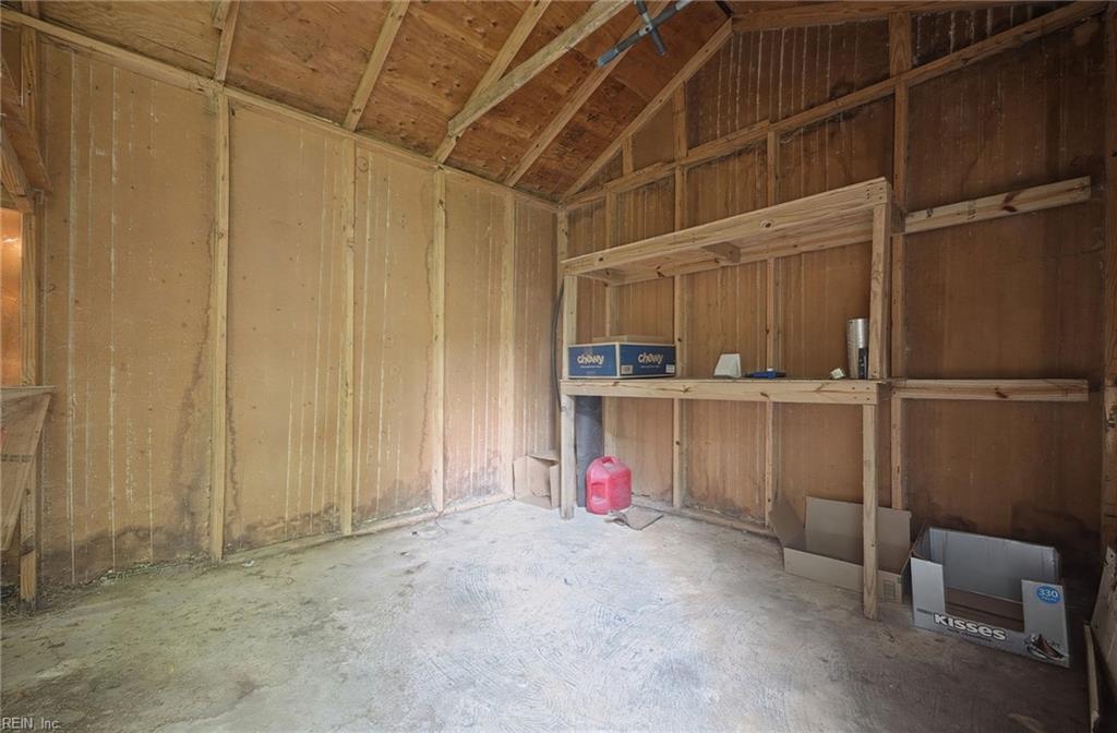2205 Hilton Ct Property Photo 35