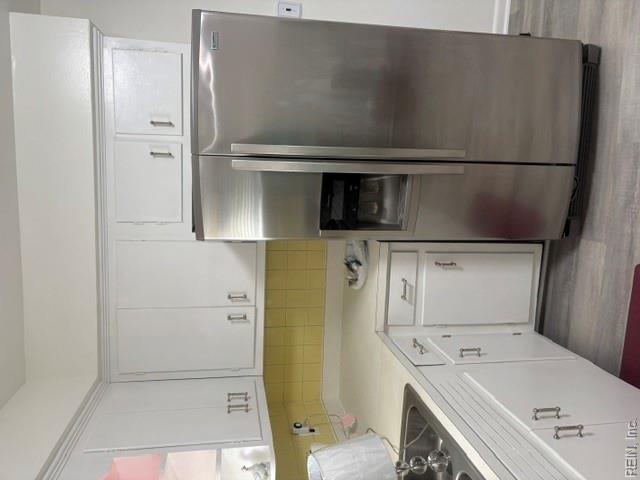1517 Centre Ave Property Photo 4
