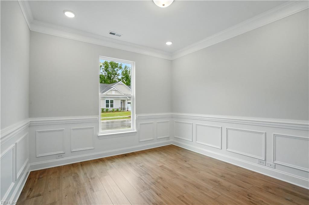207 Saint Lukes Ln Property Photo 33