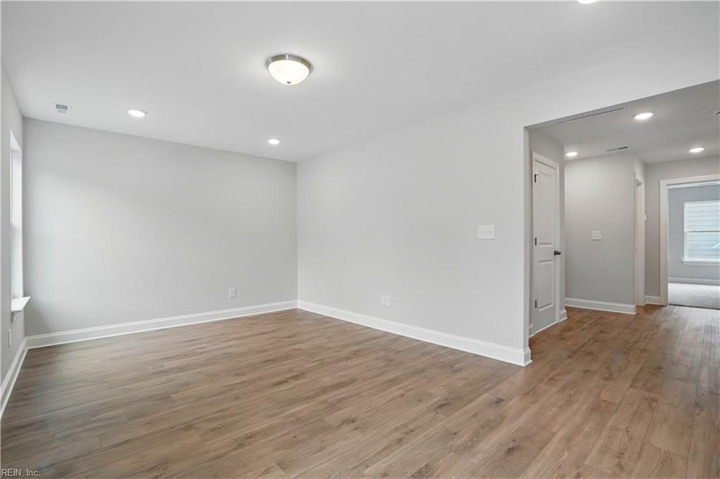 207 Saint Lukes Ln Property Photo 44