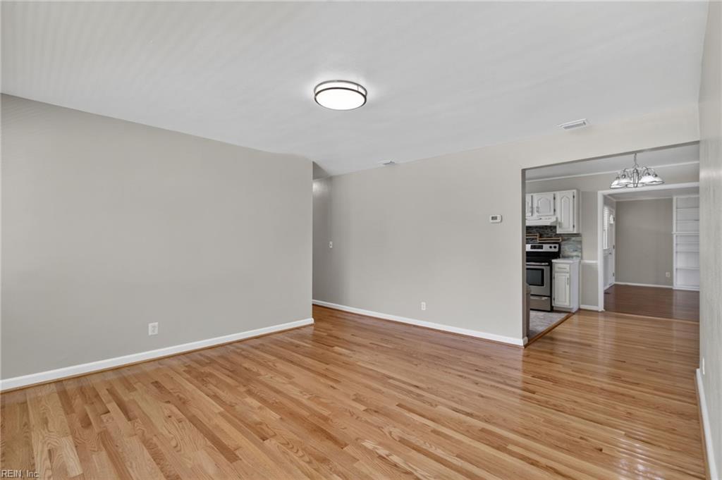 2410 Jasper Ct Property Photo 5