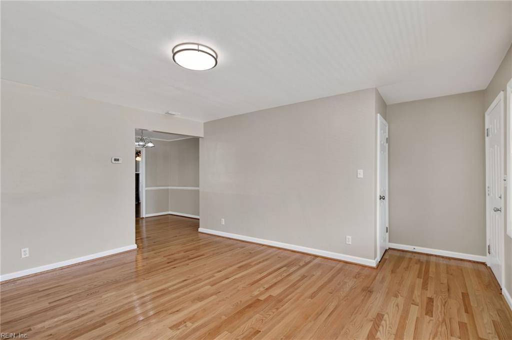 2410 Jasper Ct Property Photo 6