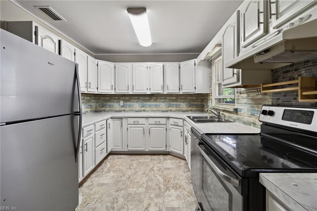 2410 Jasper Ct Property Photo 8