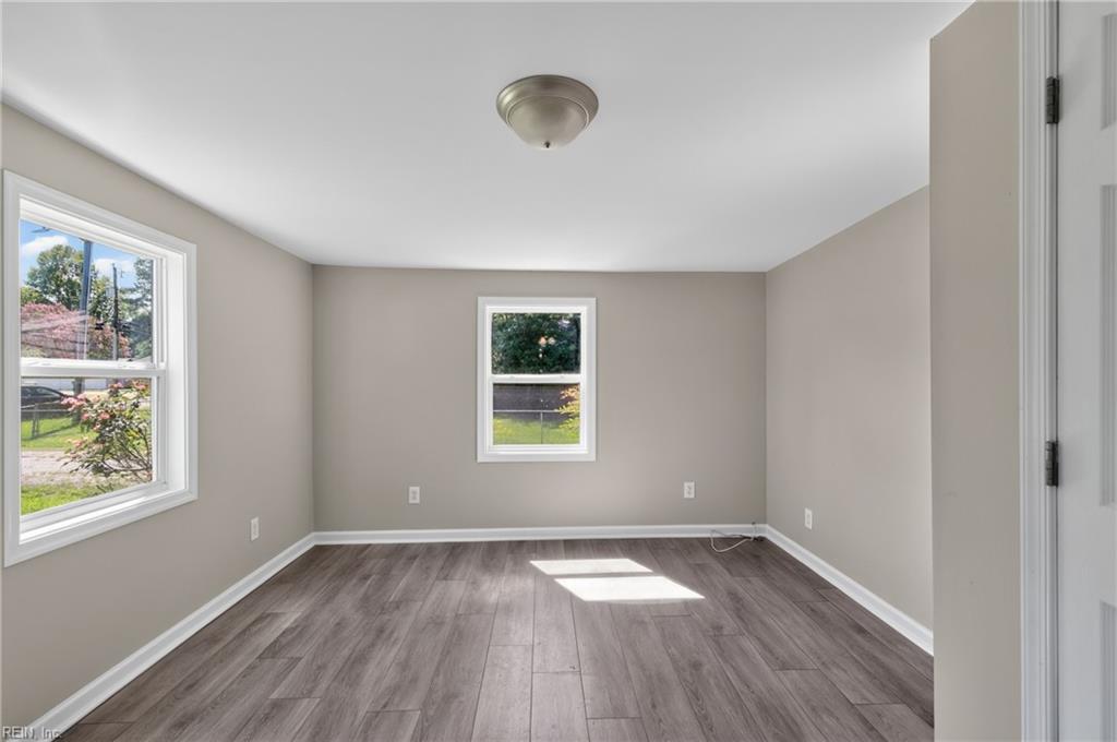 523 Reddick Rd Property Photo 15