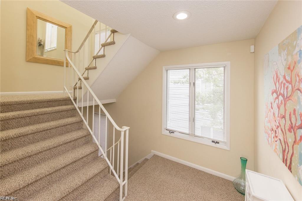 119 78th St Property Photo 18