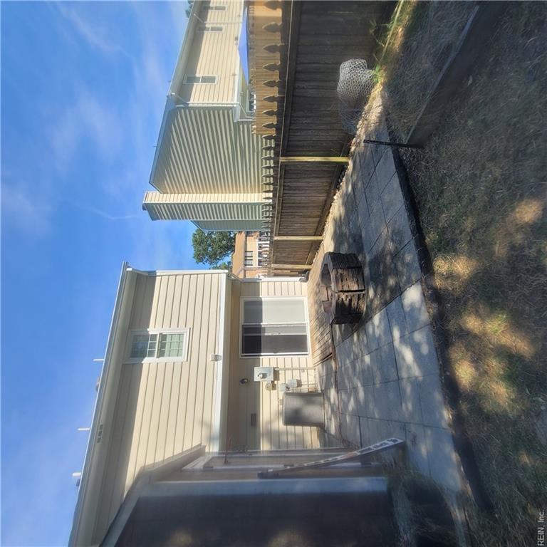 923 Ketch Ct Property Photo 7