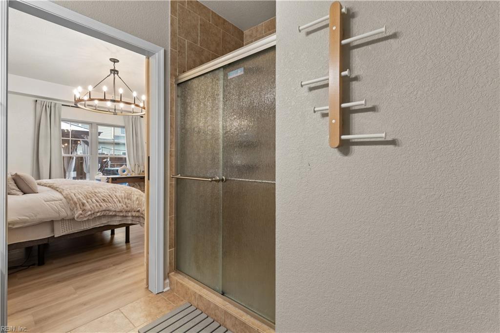200 Seasons Cir Property Photo 19