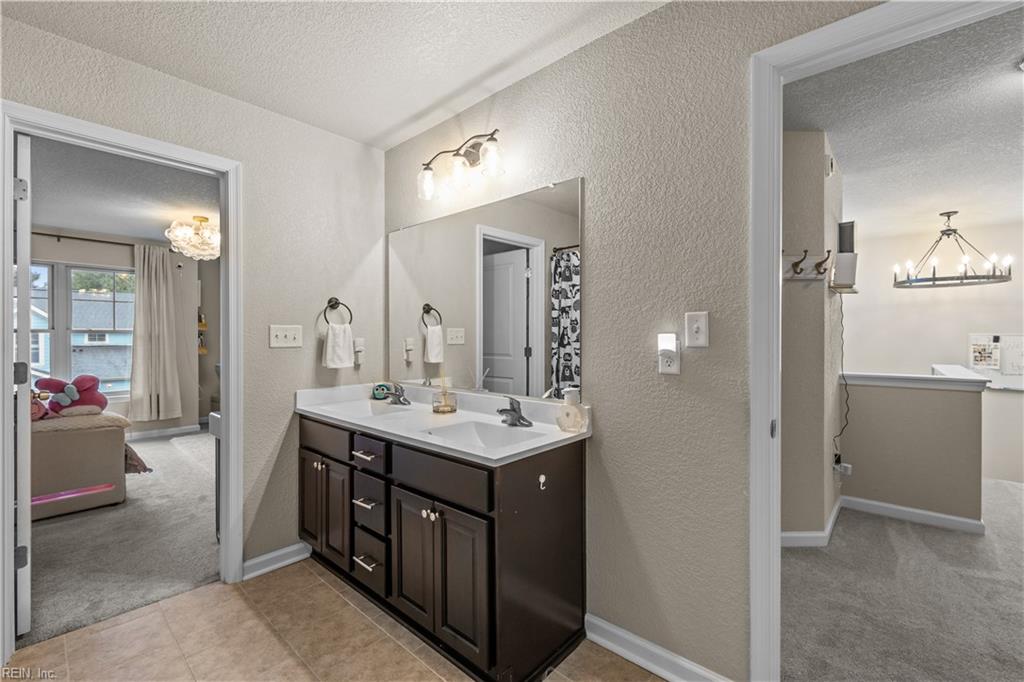 200 Seasons Cir Property Photo 25