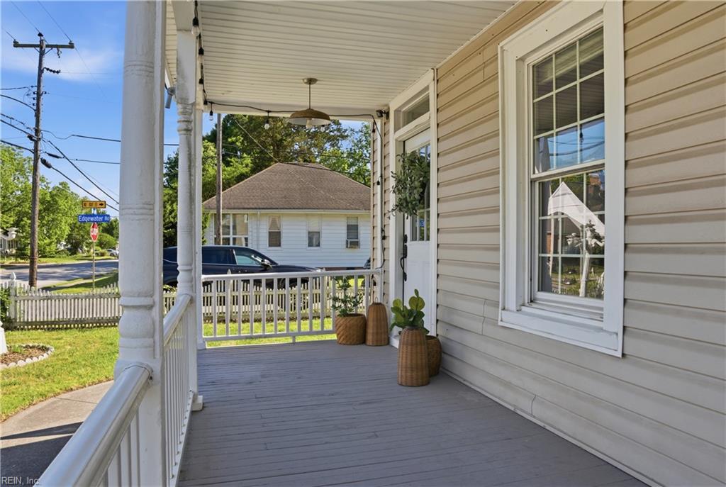 201 Beach Rd Property Photo 5