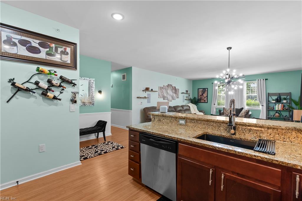 4332 Hillingdon Bnd Property Photo 4