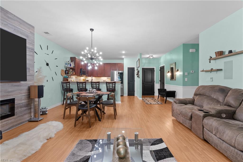 4332 Hillingdon Bnd Property Photo 17