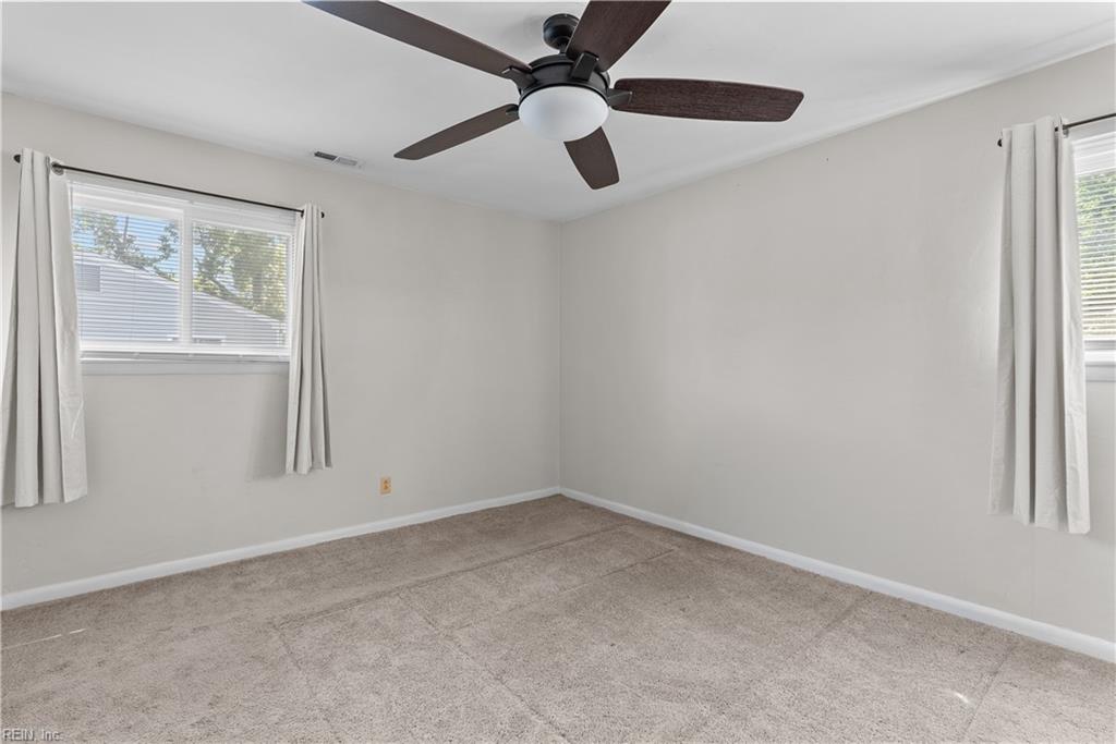 3737 Silina Dr Property Photo 13