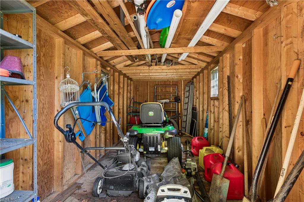 6038 Pine Rd Property Photo 40