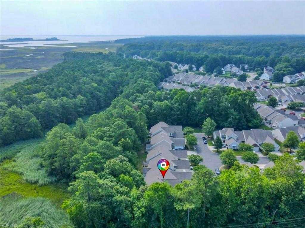 200 Cove Terrace Ter Property Photo 34