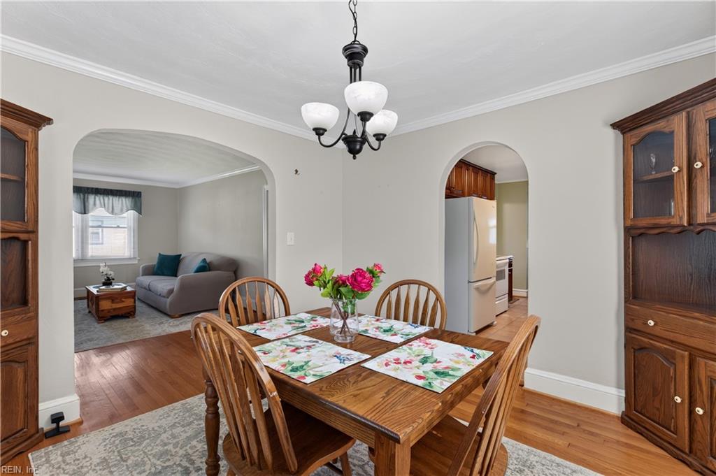 2528 Shafer St Property Photo 6