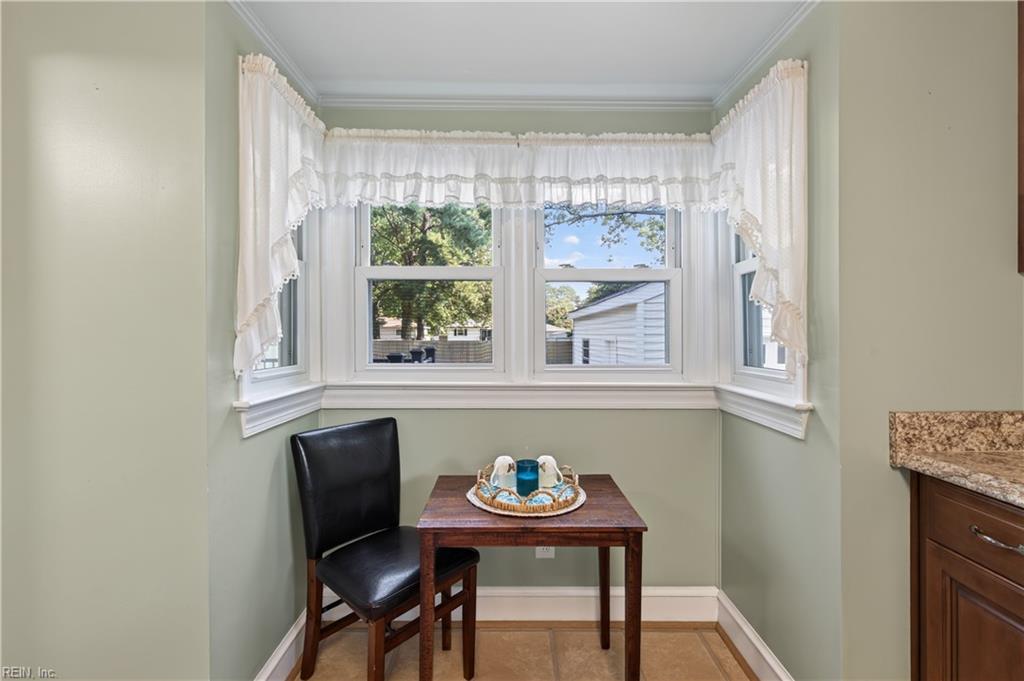 2528 Shafer St Property Photo 10