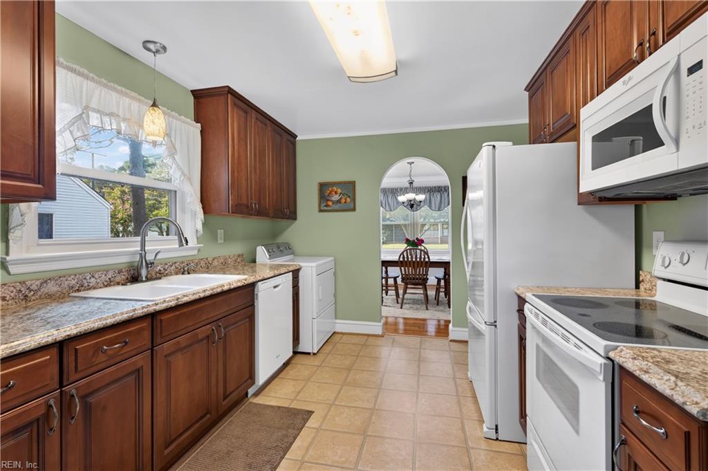 2528 Shafer St Property Photo 11