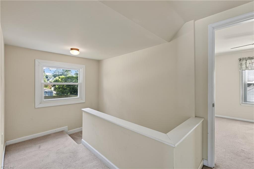 2528 Shafer St Property Photo 15