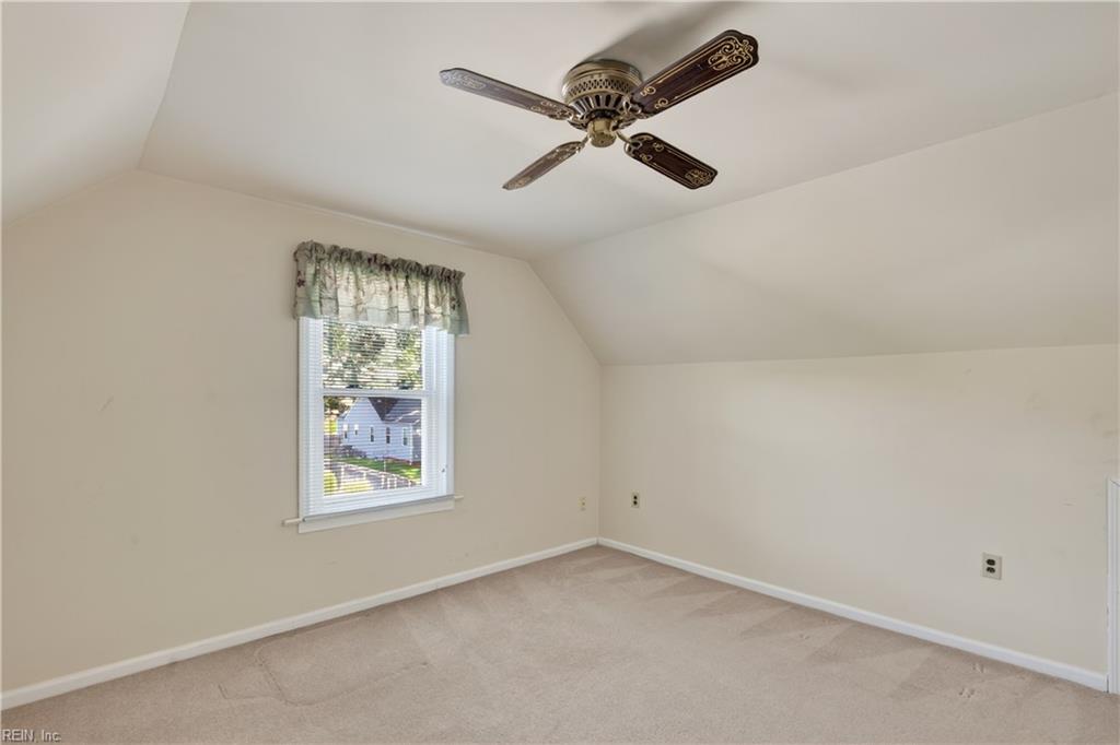 2528 Shafer St Property Photo 16